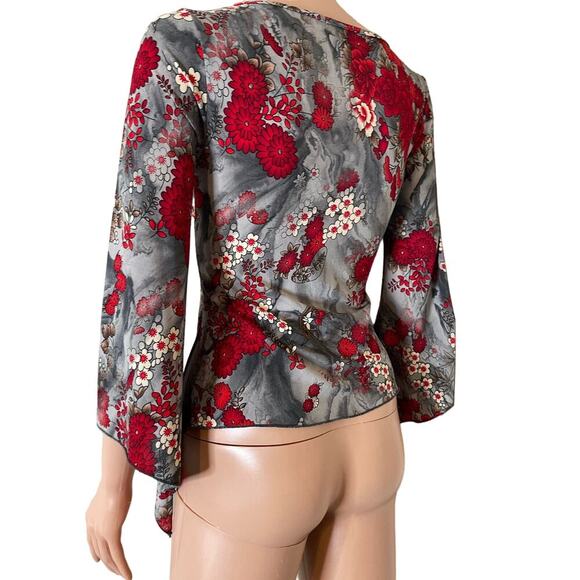 V Generation top blouse stretch gray maroon asymmetrical hem trumpet sleeve SZ S - Picture 4 of 8